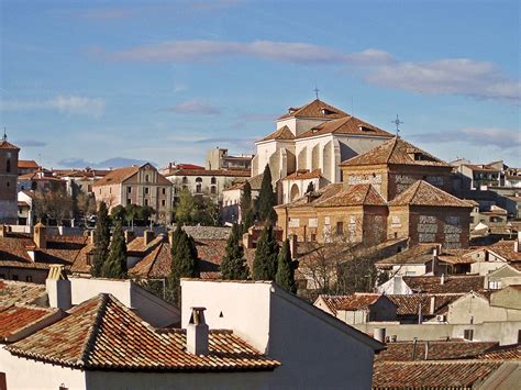 fin de semana cerca de madrid|Los 35 pueblos más bonitos cerca de Madrid para。